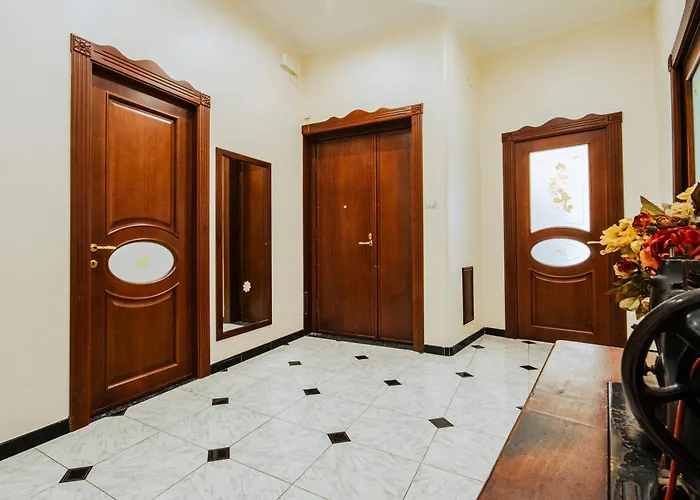 Regina\'S Apartment